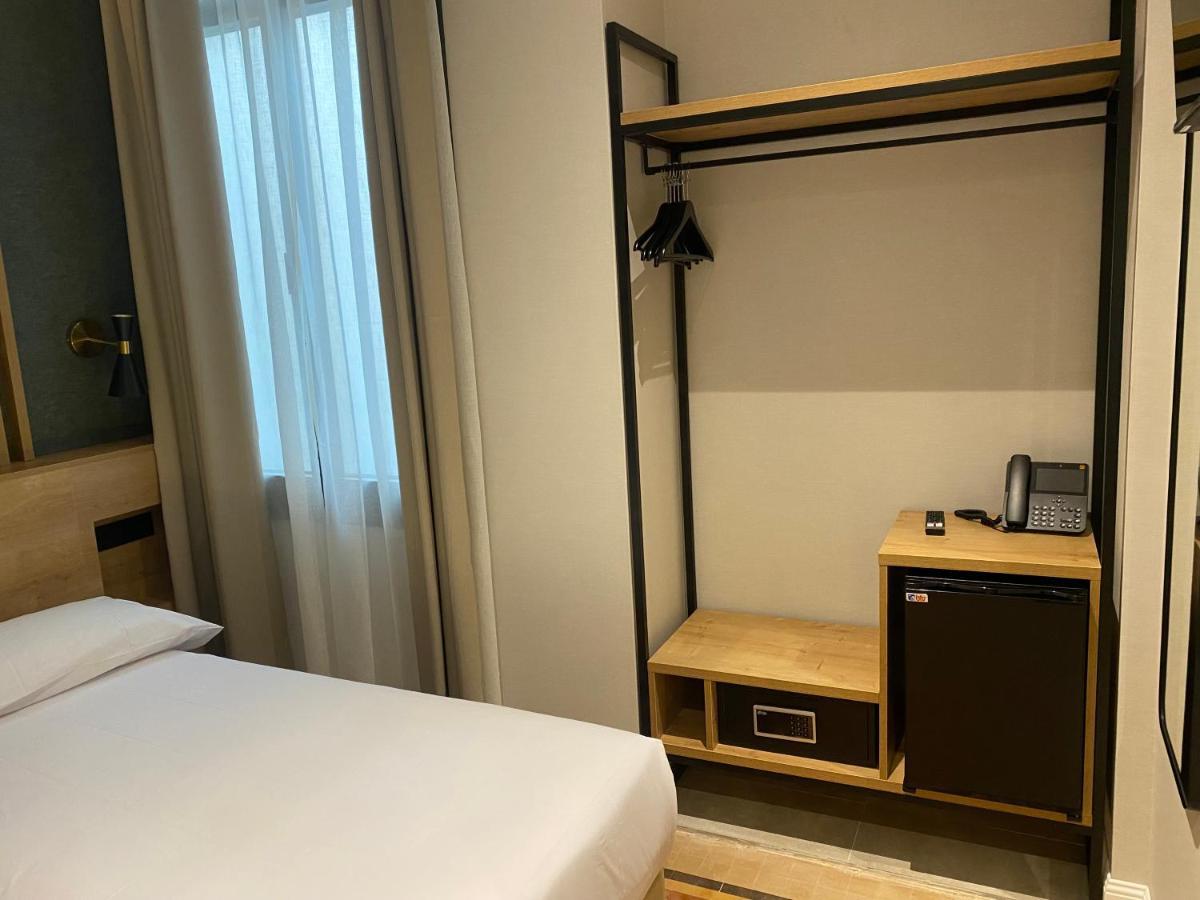 Fontanella By Bcn Urban Rooms Барселона Екстериор снимка