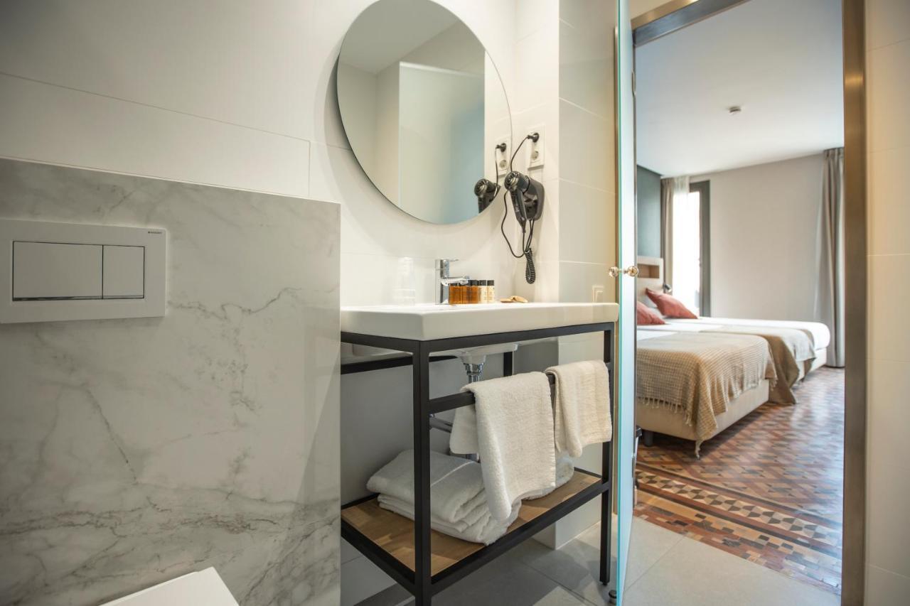 Fontanella By Bcn Urban Rooms Барселона Екстериор снимка